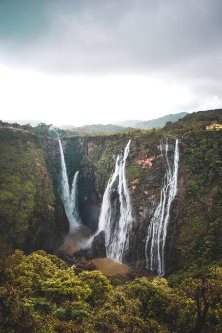 Kamanabillu Homestay, For Jog Falls Travellers Siddapur Kültér fotó