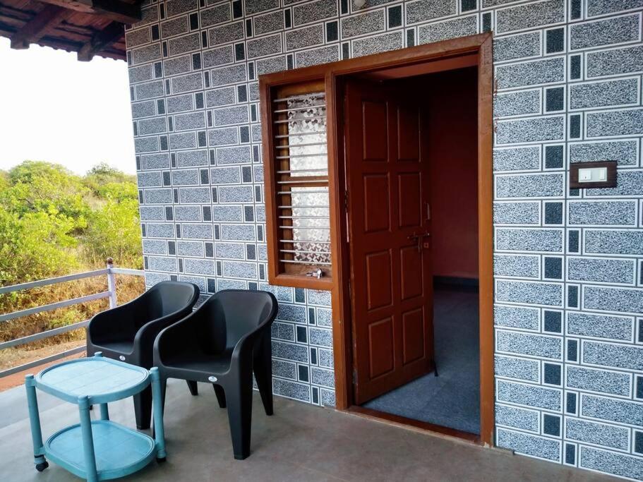 Kamanabillu Homestay, For Jog Falls Travellers Siddapur Kültér fotó